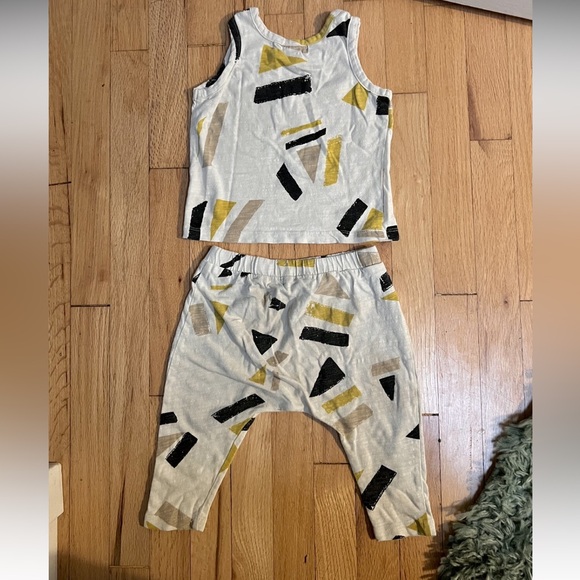 Joah Love Tank & Pants Set- Yellow & Black Print- 12m - Picture 6 of 10